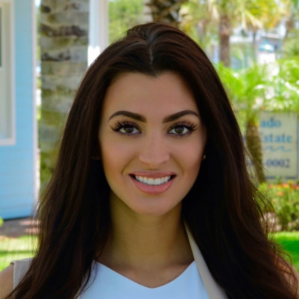 Meet your Posher, Gabriella